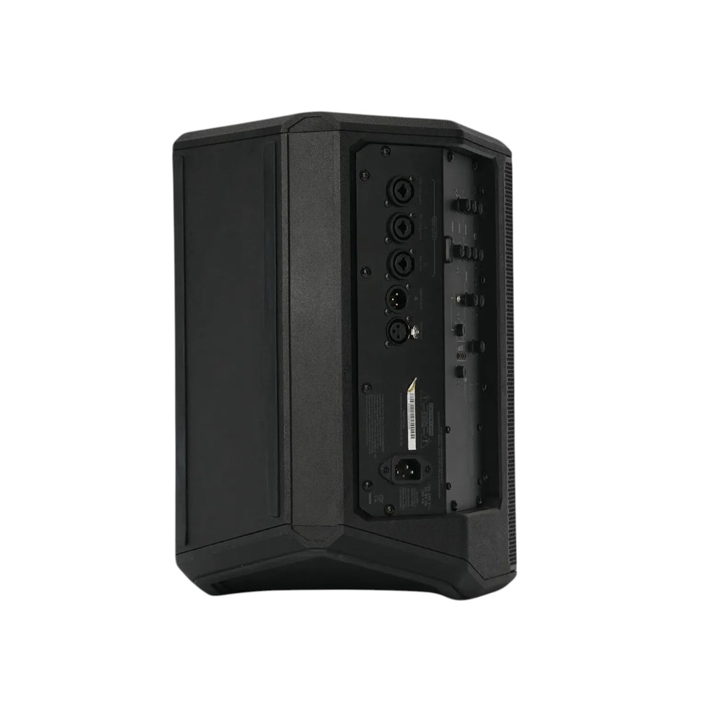 Cabina activa recargable Beta Three MB3 de 3 vías con woofer de 8 pulgadas
