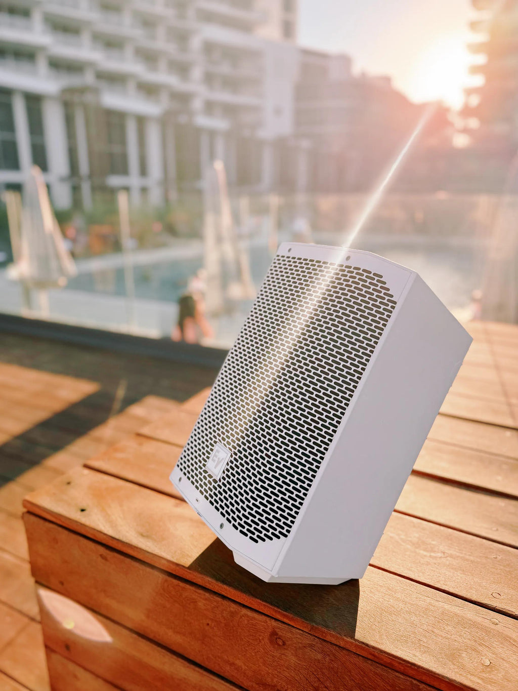 Electrovoice EVERSE 8 Blanco Parlante activo recargable Bluetooth